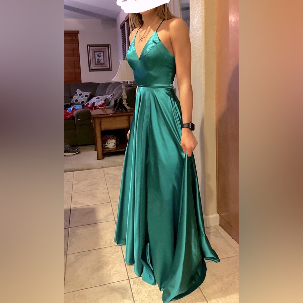 faviana green dress!
